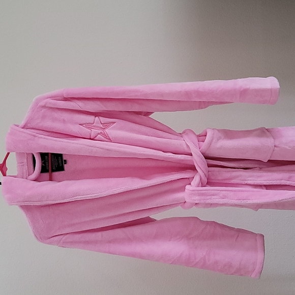 NEW Jeffree Star Cosmetics JSC Pink Robe New Size Medium - Picture 1 of 10